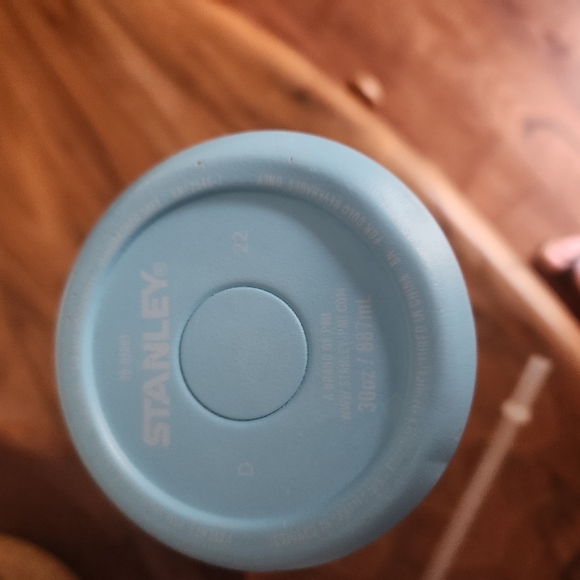 Stanley 30oz Flip Straw Iceflow - Picture 8 of 9